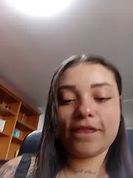 Snapshot of ChloeAllennn chatting on May 15, 2026, 12:25 pm ChloeAllennn online show from May 15, 2026, 12:25 pm