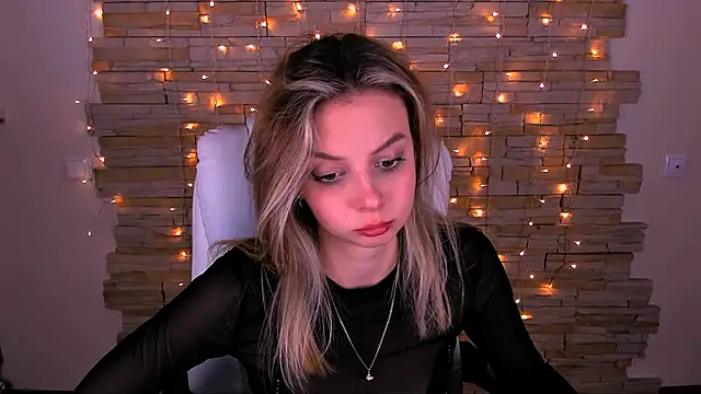 Snapshot of melissa_richardson chatting on February 26, 2025, 12:49 pm melissa richardson online show from February 26, 2025, 12:49 pm