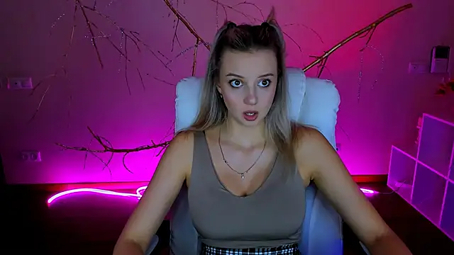 Snapshot of melissa_richardson chatting on November 22, 2025, 12:15 pm melissa richardson online show from November 22, 2025, 12:15 pm