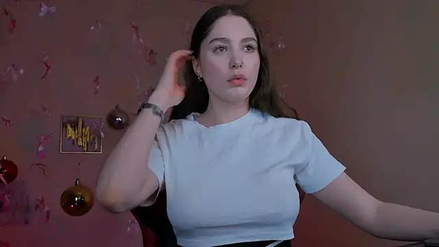 Snapshot of hazel_sullivan chatting on December 15, 2025, 12:11 pm hazel sullivan online show from December 15, 2025, 12:11 pm