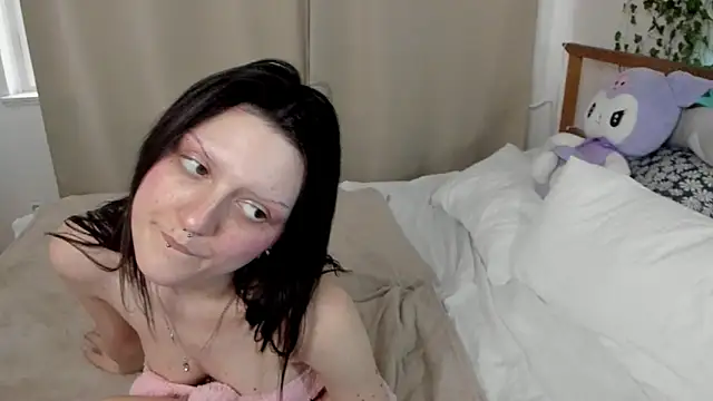 Snapshot of KimiSakura chatting on February 28, 2025, 9:25 am KimiSakura online show from February 28, 2025, 9:25 am