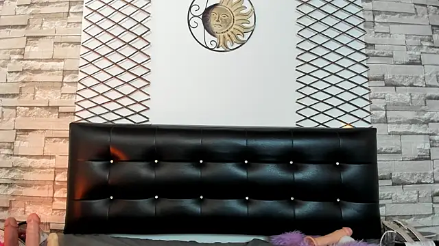 Snapshot of Agata__Rose chatting on November 18, 2025, 12:19 pm Agata Rose online show from November 18, 2025, 12:19 pm