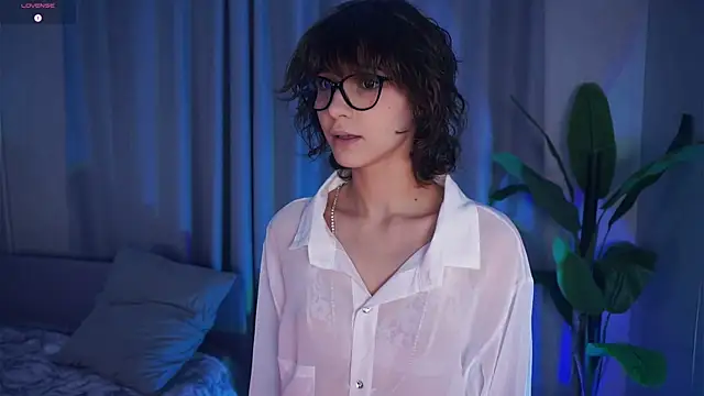 Snapshot of SibleyBurner chatting on September 28, 2025, 7:10 pm SibleyBurner online show from September 28, 2025, 7:10 pm