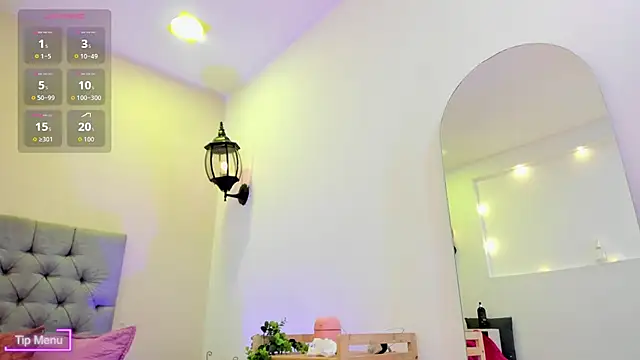 Maite Smith  online show from February 7, 2026, 1:30 pm