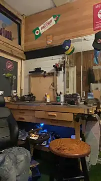 Snapshot of Polaroid_White chatting on November 8, 2025, 10:35 pm Polaroid White online show from November 8, 2025, 10:35 pm