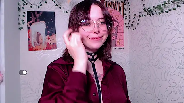 Snapshot of _miraclecattt_ chatting on February 23, 2025, 5:01 am miraclecattt online show from February 23, 2025, 5:01 am