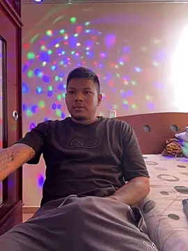 Snapshot of Saipuer31 chatting on February 11, 2026, 7:36 pm Saipuer31 online show from February 11, 2026, 7:36 pm