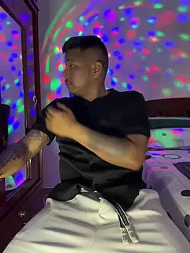 Snapshot of Saipuer31 chatting on February 19, 2026, 4:59 pm Saipuer31 online show from February 19, 2026, 4:59 pm