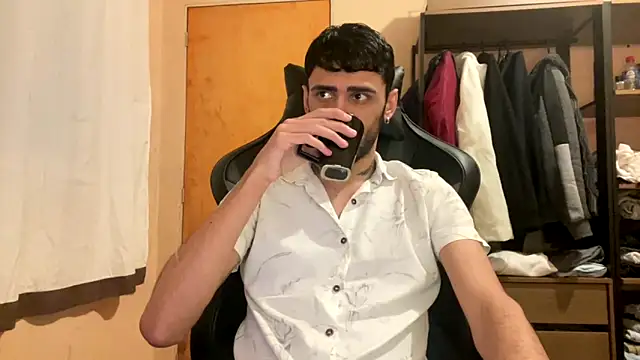 iendriw online show from October 8, 2025, 3:30 am