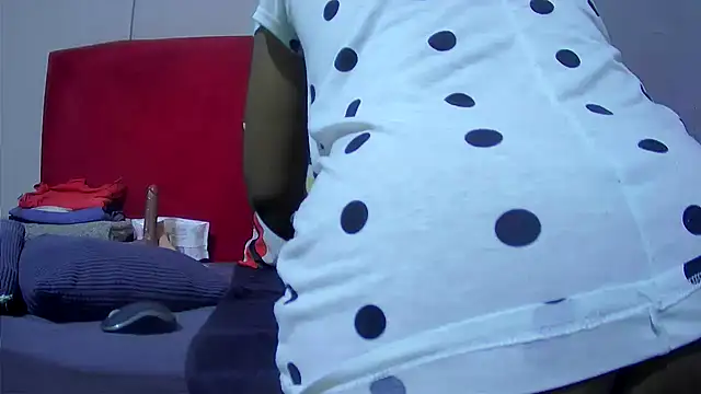 tasha97x online show from October 23, 2025, 7:29 am