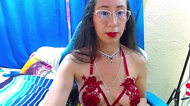 Snapshot of Gia_leinn chatting on June 10, 2026, 7:48 pm Gia leinn online show from June 10, 2026, 7:48 pm