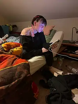 Snapshot of Tightassslut18 chatting on February 27, 2025, 9:58 pm Tightassslut18 online show from February 27, 2025, 9:58 pm