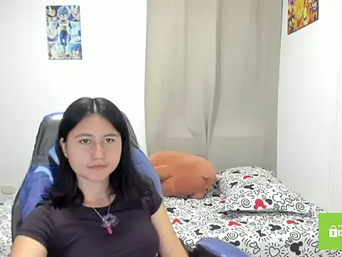 xoxo kiitty online show from November 7, 2025, 1:32 am