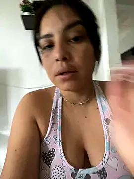 Snapshot of Sara_chanel92 chatting on November 9, 2025, 1:15 pm Sara chanel92 online show from November 9, 2025, 1:15 pm