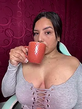 Snapshot of Sara_chanel92 chatting on November 12, 2025, 8:45 pm Sara chanel92 online show from November 12, 2025, 8:45 pm