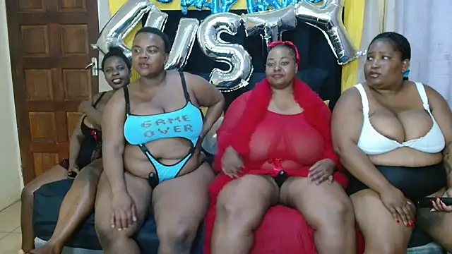 Snapshot of Lusty_N_Busty chatting on October 11, 2025, 9:27 pm Lusty N Busty online show from October 11, 2025, 9:27 pm