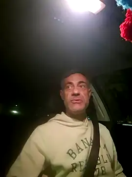 Shun4627 online show from April 14, 2026, 11:10 pm