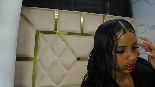 Snapshot of Kendall_6669 chatting on November 6, 2025, 1:04 pm Kendall 6669 online show from November 6, 2025, 1:04 pm