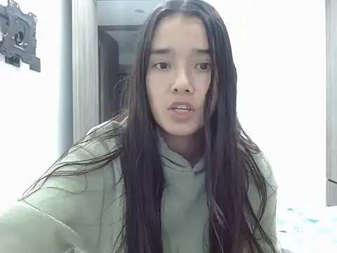  luna 777 online show from April 2, 2026, 3:02 am