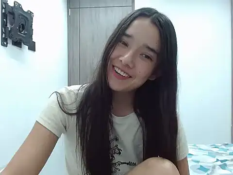  luna 777 online show from March 31, 2026, 2:35 am