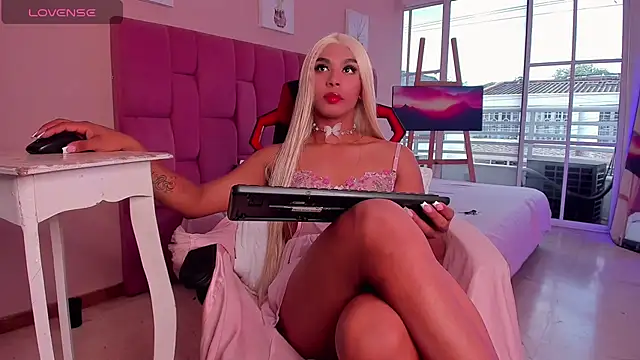 Snapshot of CHANELL_11INCHES chatting on September 21, 2025, 7:52 pm CHANELL 11INCHES online show from September 21, 2025, 7:52 pm