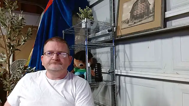 Randomoldguy615 online show from February 26, 2025, 1:14 am