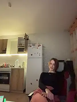 kisssssssss online show from February 17, 2026, 8:50 pm