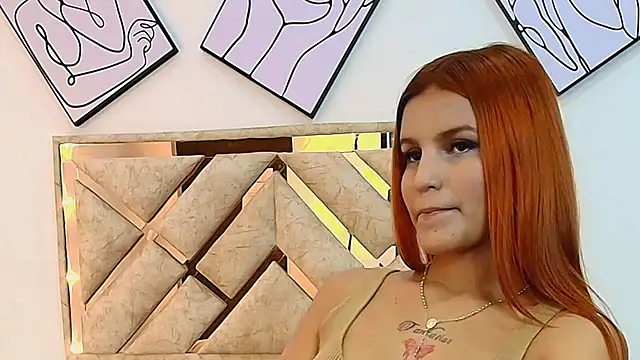 ZaraRousse online show from October 28, 2025, 11:03 pm