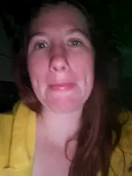 Snapshot of Seductivefoxy@xh chatting on March 14, 2025, 1:27 am Seductivefoxyxh online show from March 14, 2025, 1:27 am