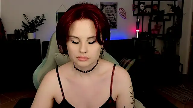 Della Ideal online show from February 24, 2026, 6:31 pm