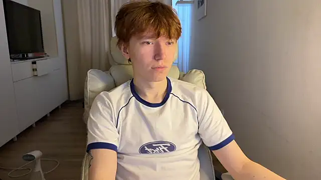 Snapshot of tommy_colson chatting on November 18, 2025, 10:40 am tommy colson online show from November 18, 2025, 10:40 am