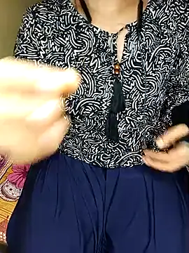 Snapshot of geetha_telugu_kan277 chatting on December 4, 2025, 5:34 pm geetha telugu kan277 online show from December 4, 2025, 5:34 pm