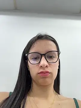 Snapshot of Soy_Sara7 chatting on February 28, 2026, 12:05 pm Soy Sara7 online show from February 28, 2026, 12:05 pm