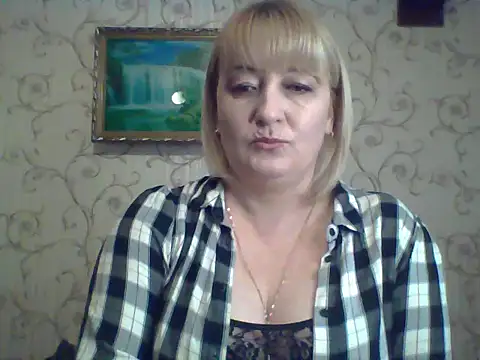 ArielXLoveresss online show from March 21, 2025, 8:50 am