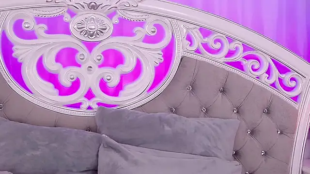 Snapshot of IvyAngel chatting on February 25, 2025, 8:00 pm IvyAngel online show from February 25, 2025, 8:00 pm