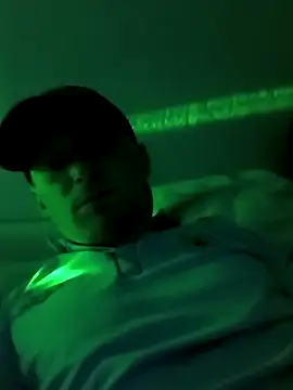 Snapshot of great_feeling chatting on February 25, 2025, 11:26 pm great feeling online show from February 25, 2025, 11:26 pm