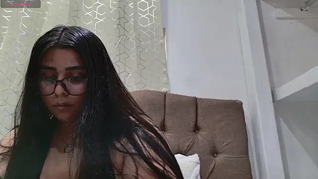 Snapshot of virginbrunette99 chatting on November 21, 2025, 7:35 pm virginbrunette99 online show from November 21, 2025, 7:35 pm