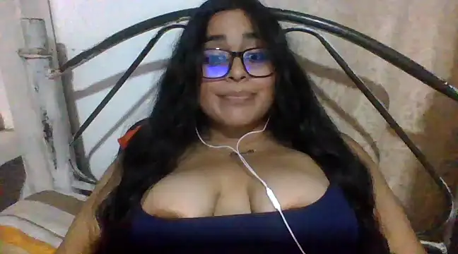 Snapshot of virginbrunette99 chatting on February 28, 2025, 2:53 am virginbrunette99 online show from February 28, 2025, 2:53 am