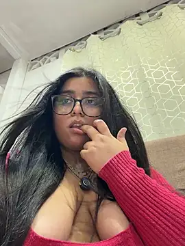 Snapshot of virginbrunette99 chatting on July 8, 2026, 4:57 am virginbrunette99 online show from July 8, 2026, 4:57 am