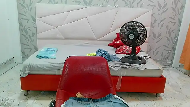 Snapshot of SexyPamela69 chatting on June 27, 2026, 7:53 pm SexyPamela69 online show from June 27, 2026, 7:53 pm