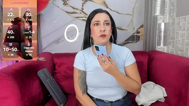 Snapshot of Bella_williamss_ chatting on February 17, 2026, 7:55 pm Bella williamss online show from February 17, 2026, 7:55 pm