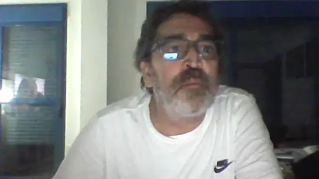 Snapshot of moreno51 chatting on November 27, 2025, 7:47 pm moreno51 online show from November 27, 2025, 7:47 pm
