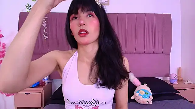 nathalya summer online show from November 12, 2025, 9:18 pm