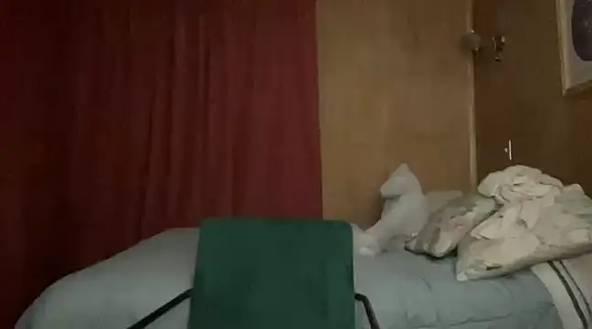 Snapshot of WhiteSnow09 chatting on March 9, 2025, 1:46 am WhiteSnow09 online show from March 9, 2025, 1:46 am