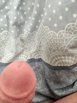 ozii000 online show from March 23, 2025, 6:26 am