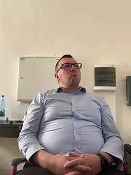 Mike8523 online show from March 20, 2026, 7:20 am