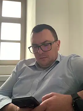 Mike8523 online show from January 6, 2026, 7:56 am