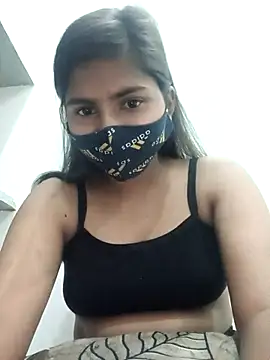 Snapshot of heena-3678 chatting on March 22, 2025, 11:42 am heena-3678 online show from March 22, 2025, 11:42 am