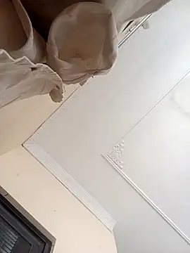 Snapshot of heena-3678 chatting on April 16, 2026, 5:41 am heena-3678 online show from April 16, 2026, 5:41 am