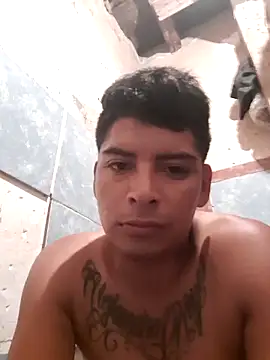 Snapshot of Elcabezhupas97 chatting on September 18, 2025, 5:21 am Elcabezhupas97 online show from September 18, 2025, 5:21 am